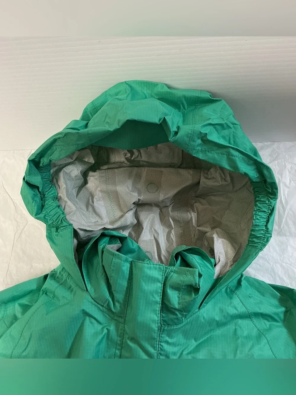 REI Girl’s Sz M 10-12 Hooded Green Waterproof Rain Jacket
